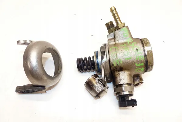 Polttoainepumppu Porsche Cayenne 3.0 S E-Hybrid image 4