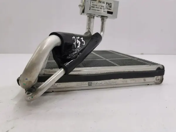 Lämmitysjäähdytin ilmastointi OEM 5WC816103 Volkswagen Tiguan image 3