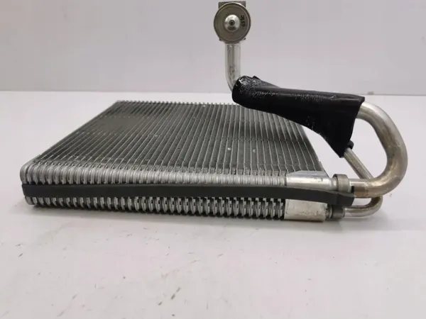 Lämmitysjäähdytin ilmastointi OEM 5WC816103 Volkswagen Tiguan image 5