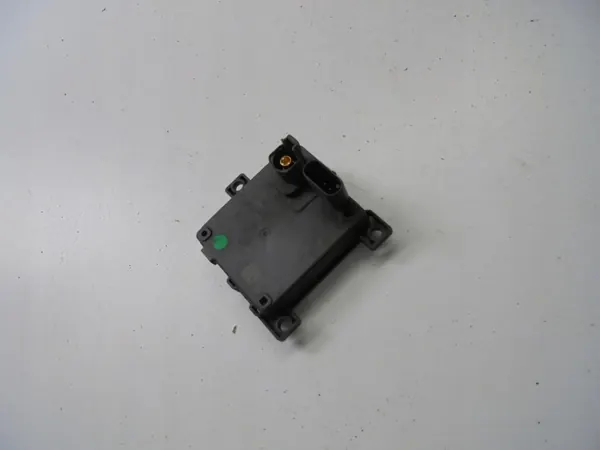 Nissan Qashqai III Tutkasensorin Kiinnike OEM 284386UU2A image 2