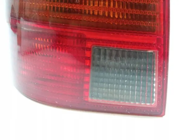 Feu Arrière Gauche VW Golf IV Break 1J9945075P image 3