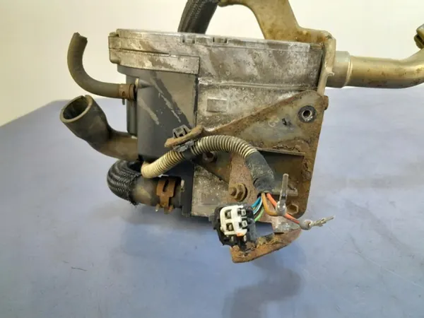Toyota Auris I 1.4 D4D Webasto Standkachel 252421 OEM image 3
