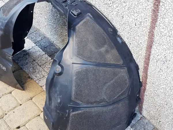 Opel Astra J Front Wheel Arch Right 13382122 image 3