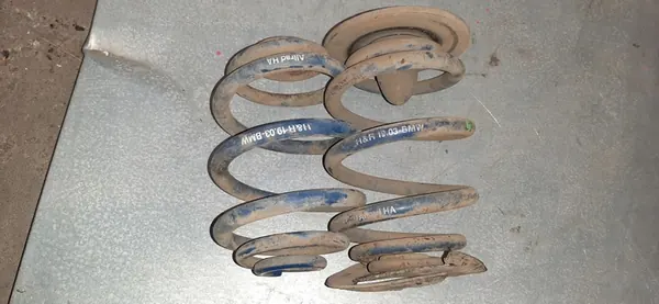 H&R Sport Rear Springs BMW E30 image 2