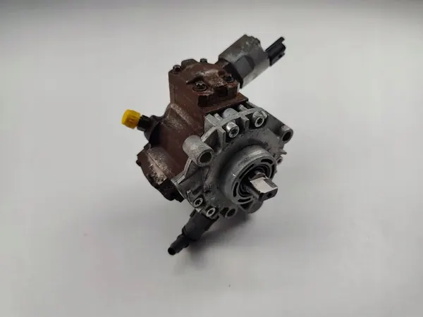 Pompe à carburant Peugeot Citroen Volvo Ford 2.0 HDI image 3