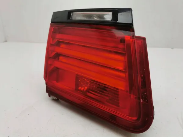 BMW 7 F01 F02 F03 F04 2009 Luz trasera de maletero izquierda image 3