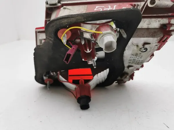 BMW 7 F01 F02 F03 F04 2009 Luz trasera de maletero izquierda image 7