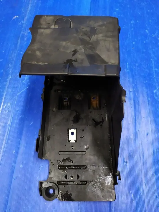 Caja de batería OEM 6G91-10723-A para Ford S-Max MK1 image 2