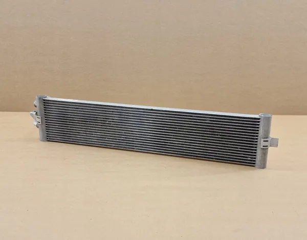 BMW G11 G12 G14 G15 G16 G30 G31 G32 Getriebeölkühler image 2