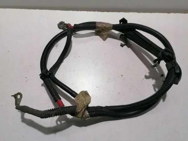 Cable batería usado OEM 15326075 para Hummer H2 image 2