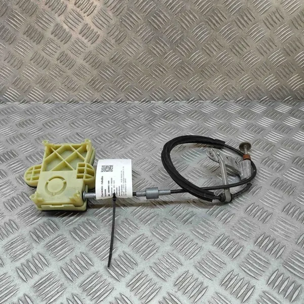 Câble de frein à main OEM E006143411E pour Audi A6 image 3