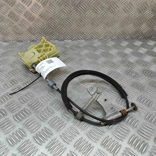 Câble de frein à main OEM E006143411E pour Audi A6 image 4