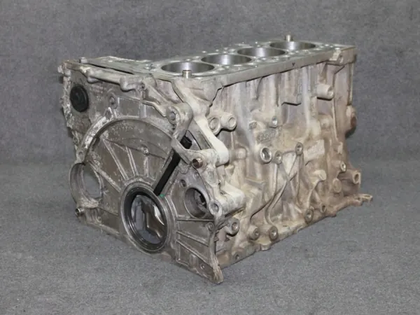 Bloque motor OEM MINI TOYOTA N47C20A - Usado, Buen Estado image 2