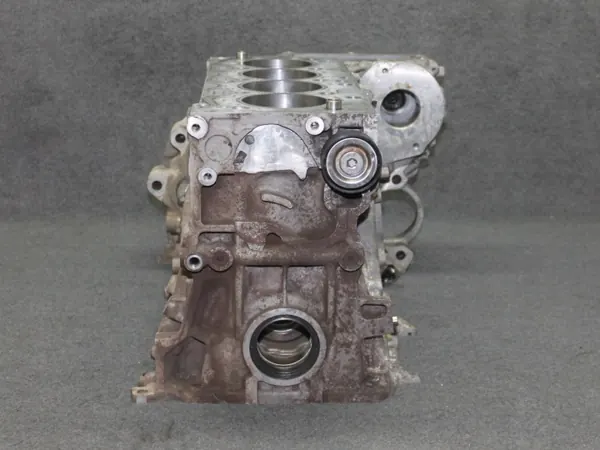 Bloque motor OEM MINI TOYOTA N47C20A - Usado, Buen Estado image 5