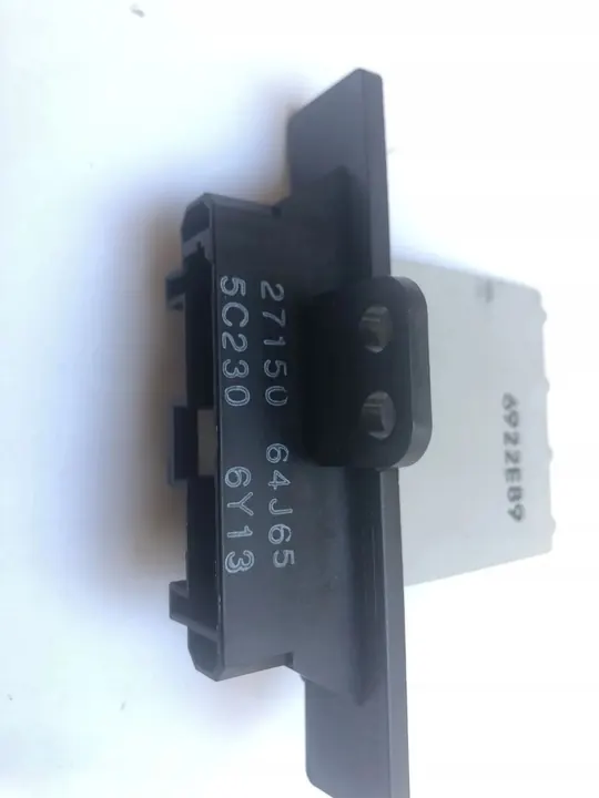 Nissan Primera Micra Weerstand Ventilator image 4