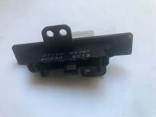 Nissan Primera Micra Weerstand Ventilator image 5