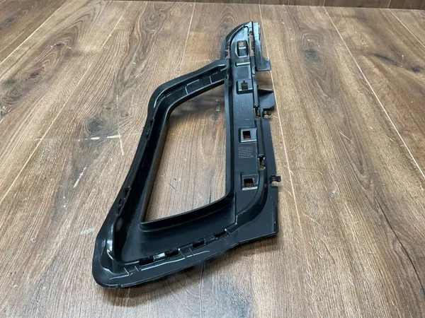 Porsche 992 Turbo Linker Achterrooster OEM 992807941A image 9