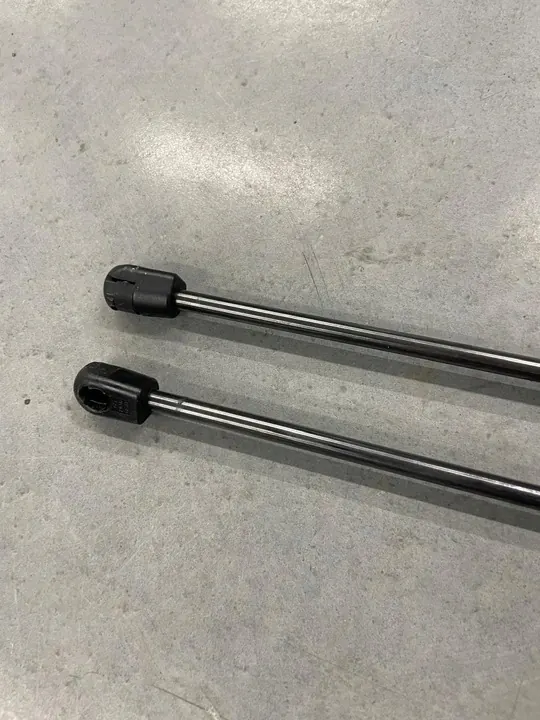 Konepellin aktuaattori Audi Q5 80A OEM 80A823359C image 4