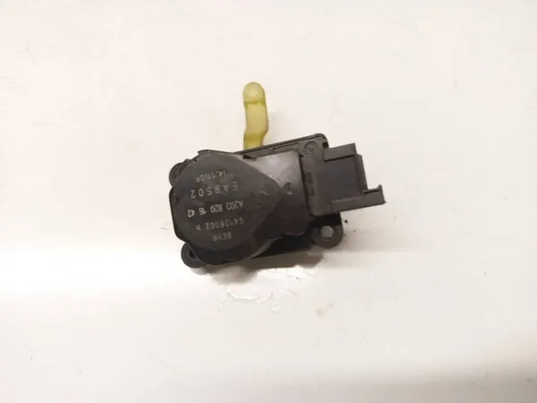 Motor da válvula aquecimento OEM a2038201642 Mercedes Classe E image 2