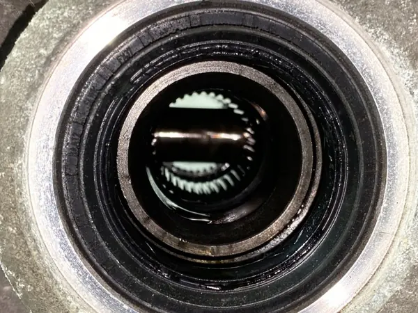 Jeep Bakaxelns differential P68378937AB - Begagnad image 6
