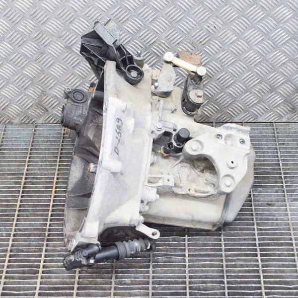 PEUGEOT 208 Vaihteisto 1.2L 60kw 2014 9683750480 image 5