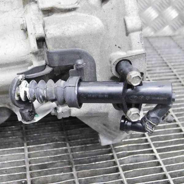 PEUGEOT 208 Vaihteisto 1.2L 60kw 2014 9683750480 image 6