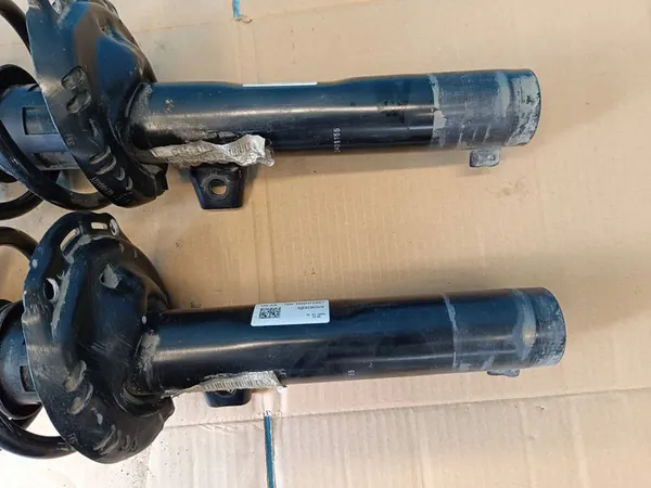 Ammortizzatore anteriore AUDI Q3 F3 SPORTBACK 1.4TFSI e 110KW 2024 OEM 5QF413031CR image 10