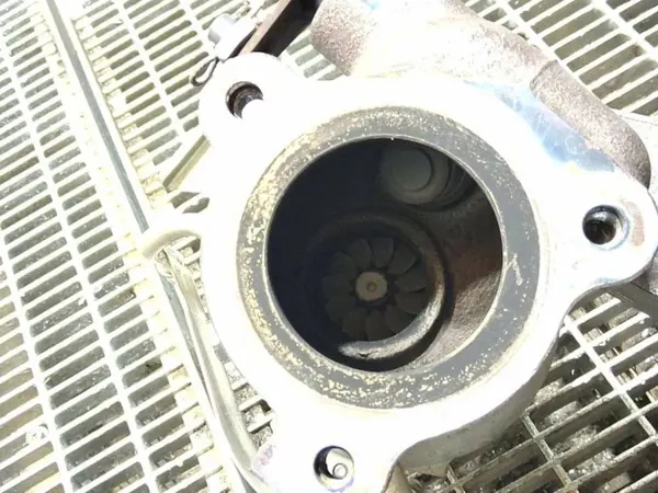 Turboahdin OEM 144108035R Dacia Sandero II 1.0L image 4