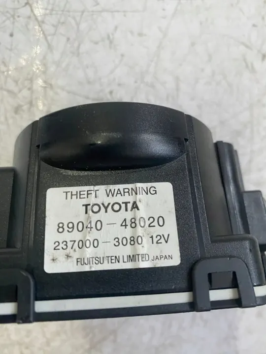 Bocina de alarma Lexus RX OEM 8904048020 - Usado image 4