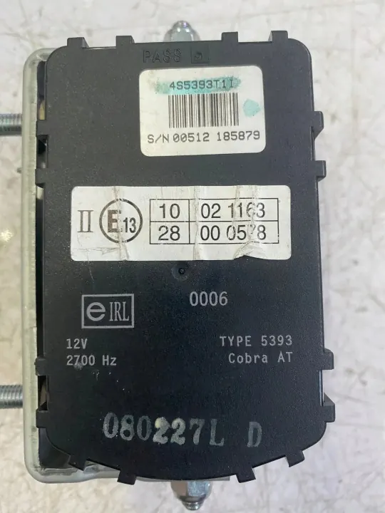 Bocina de alarma Lexus RX OEM 8904048020 - Usado image 5