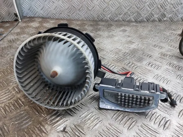 Ventilador + Resistor Audi A5 8T OEM 8T0820521A image 4