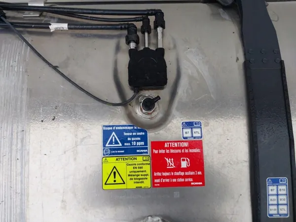 Scania 2713471 Bränsletank 395L med nivåsensor image 4