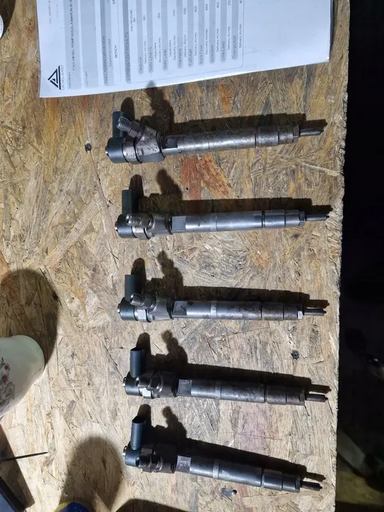 Inyectores Mercedes W203 W211 2.2 2.7 3.2 CDI A6480700287 image 3