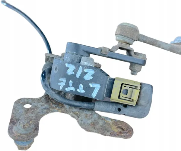 Mercedes W212 Niveausensor + Kabel Links Hinten OEM image 10