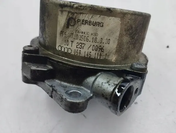 Bomba de vacío Porsche OEM 10T237700 - Usada image 4