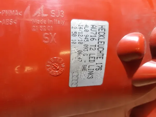 AUDI Q7 4L LIFT LUZ TRASERA IZQUIERDA LED 4L0945093G image 10