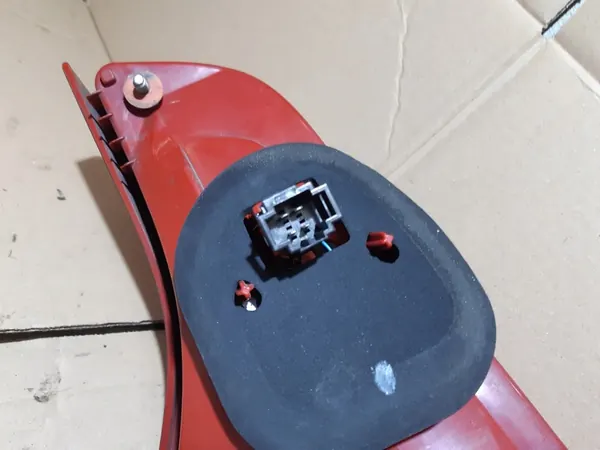 AUDI Q7 4L LIFT LUZ TRASERA IZQUIERDA LED 4L0945093G image 9