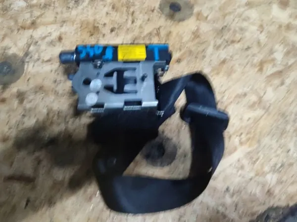Cinto de segurança central traseiro Volvo S60 II OEM 39800456 image 2