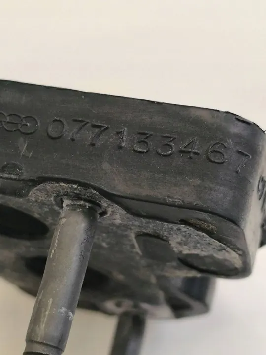 Peças de câmara do motor AUDI A6 AVANT 2.8L gasolina OEM 077133467 image 4