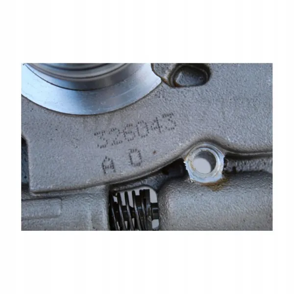 Pompe à huile OEM 7508716 pour BMW E46 Coupé 2.0L image 5