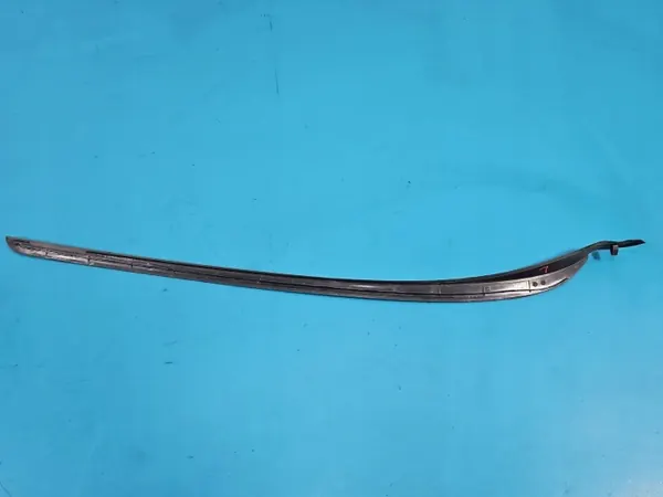 Voorruitrubber links OEM AV11-R03195-AD image 4