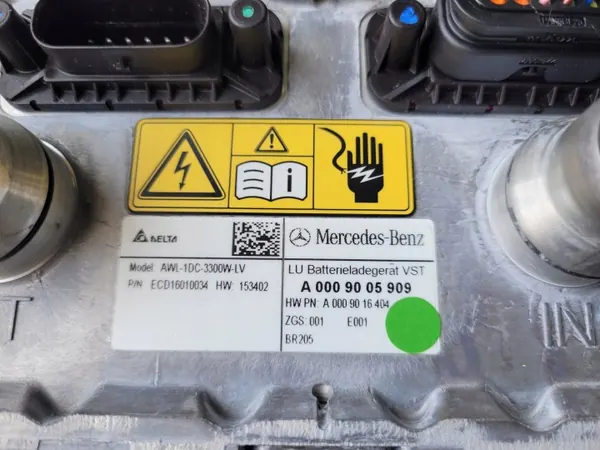 OEM A0009005909 acculader voor Mercedes C350 W205 image 3