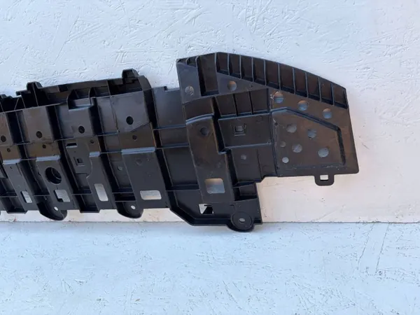 Toyota Yaris IV Frontstoßstangenabdeckung OEM 52618-K0010 image 5
