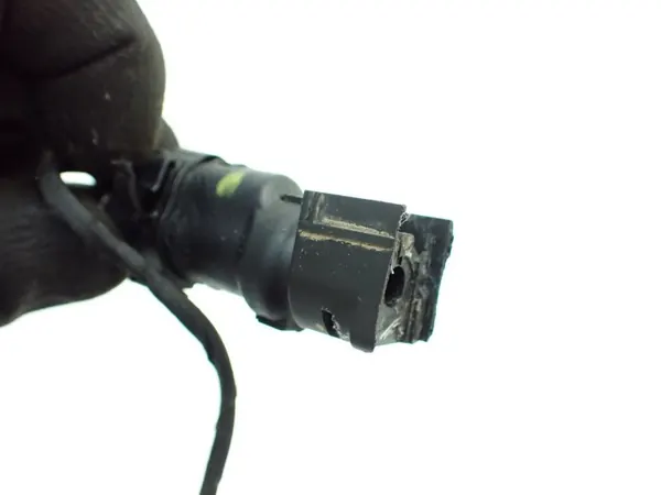 AdBlue-letku OEM 5R3131961A VW Caddy 2.0 TDI:lle image 5