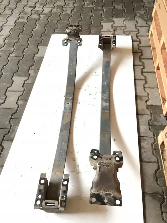 Ressorts à lames arrière OEM 550201735R Movano image 3