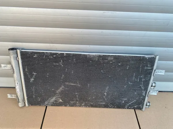 BMW X1 X2 F40 F45 F48 F39 MINI F60 AC-kondensaattori 9271207 image 3