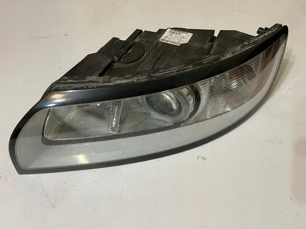 VOLVO V50 S40 II Vasemman Puolen Ajovalo 31265694 image 3