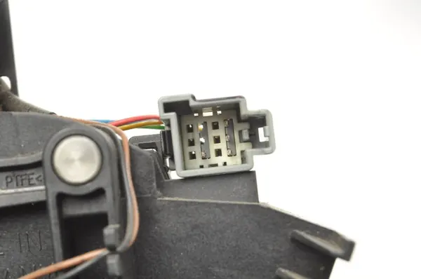Volvo C30 2.0D Versnellingspook OEM 30759925 image 10