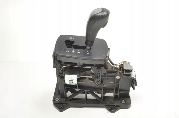 Volvo C30 2.0D Versnellingspook OEM 30759925 image 4