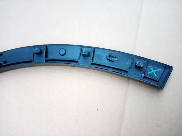 OEM 4M0853717 Para-lama dianteiro esquerdo Audi Q7 II image 7